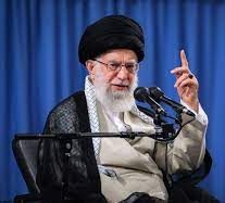 رهبری توصیه رهبر معظم انقلاب به مسوولان قضایی کشور :سر زخم پروندههایی که در افکار عمومی باز میشود نباید باز بماند